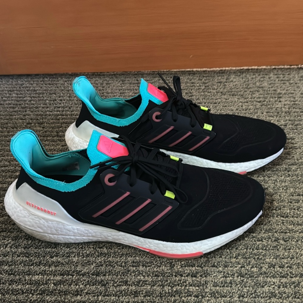 Adidas ultra boost 22